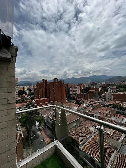 Apartamento 2Br Parqueadero Y Piscina 502 Medellin