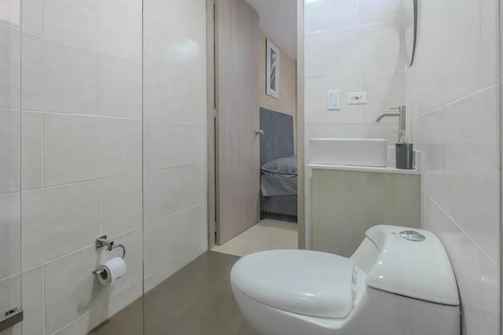 Apartamento 2Br Parqueadero Y Piscina 502 Medellin Colombia