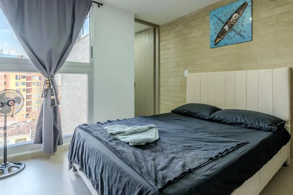 Apartamento 2Br Parqueadero Y Piscina 502 Medellin 0*,  Colombia