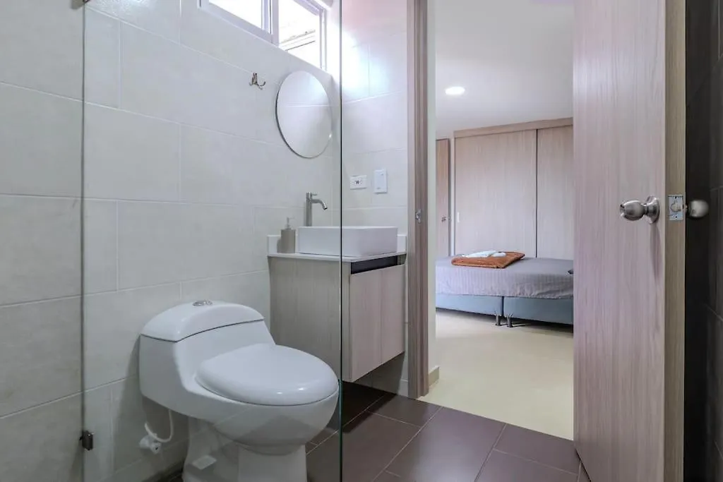 Apartamento 2Br Parqueadero Y Piscina 502 Medellin 0*,  Colombia